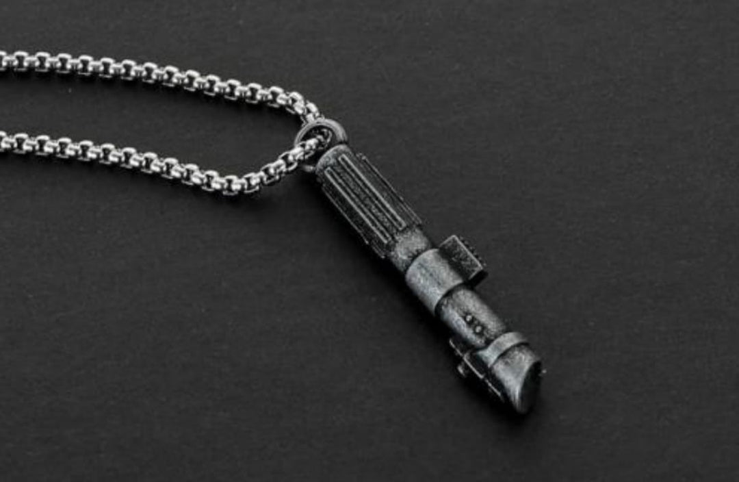 LIGHTSABER NECKLACE